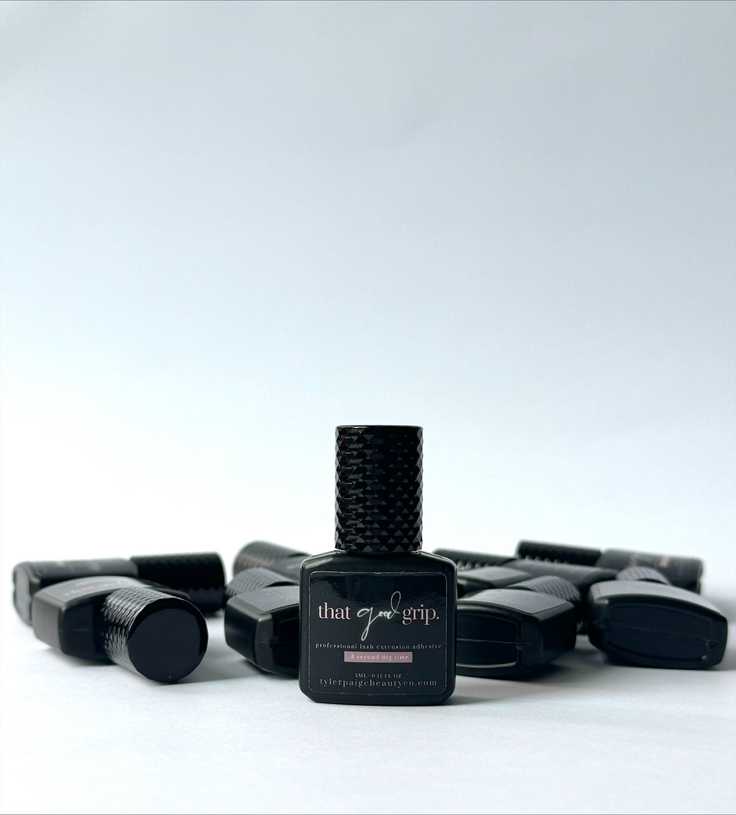 THAT GOOD GRIP LASH ADHESIVE