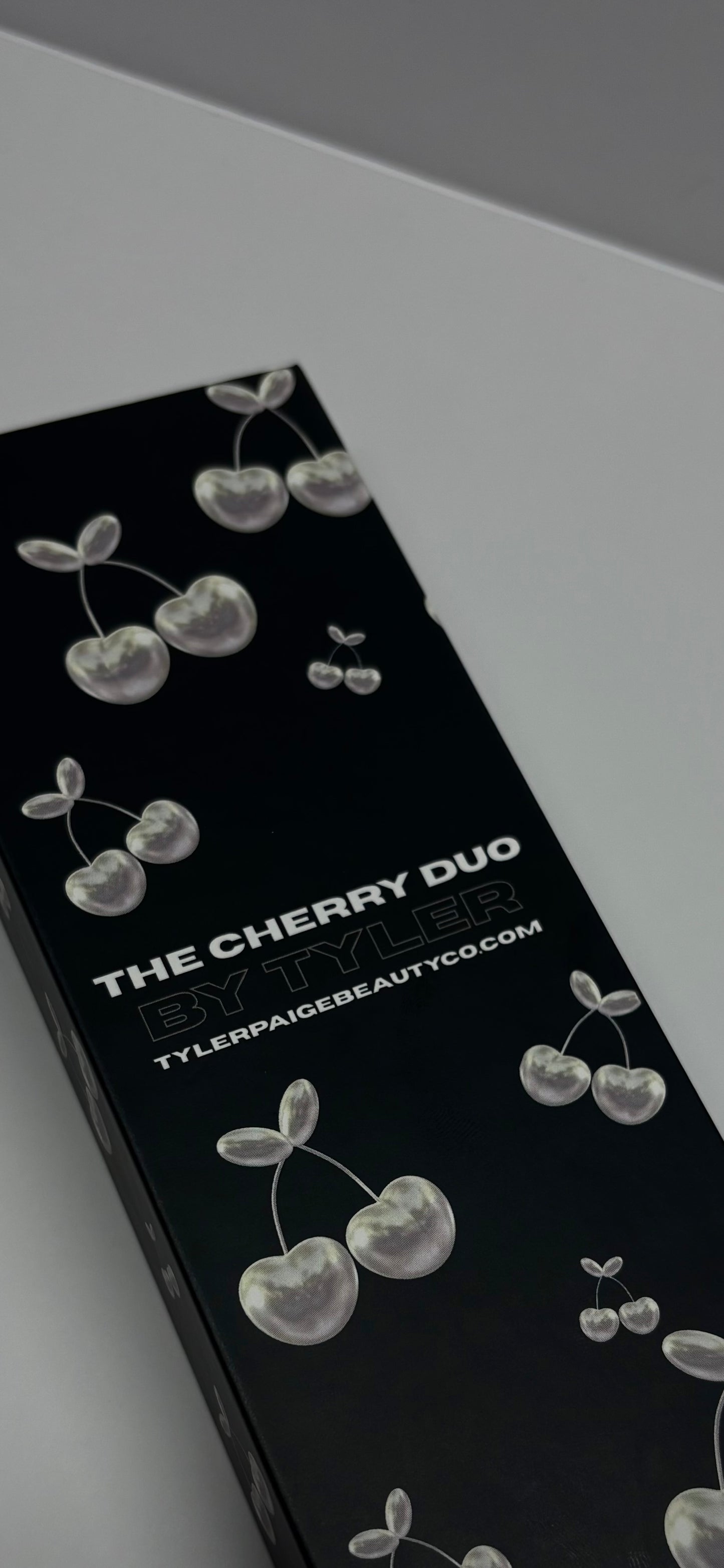 THE CHERRY DUO